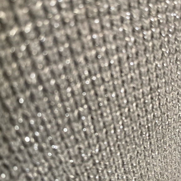 LIZ CLAIBORNE 🩶SPARKLING SILVER🩶 SWEATER SIZE LARGE 🌟NWOT🌟 - Picture 8 of 11